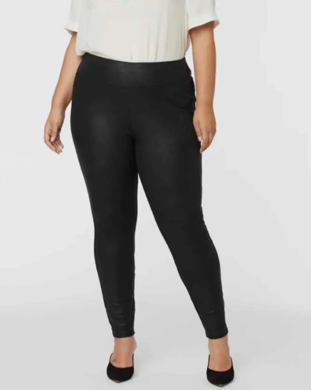 NYDJ Pull-On Skinny Leggings 2X Black Metallic Coated Faux Leather